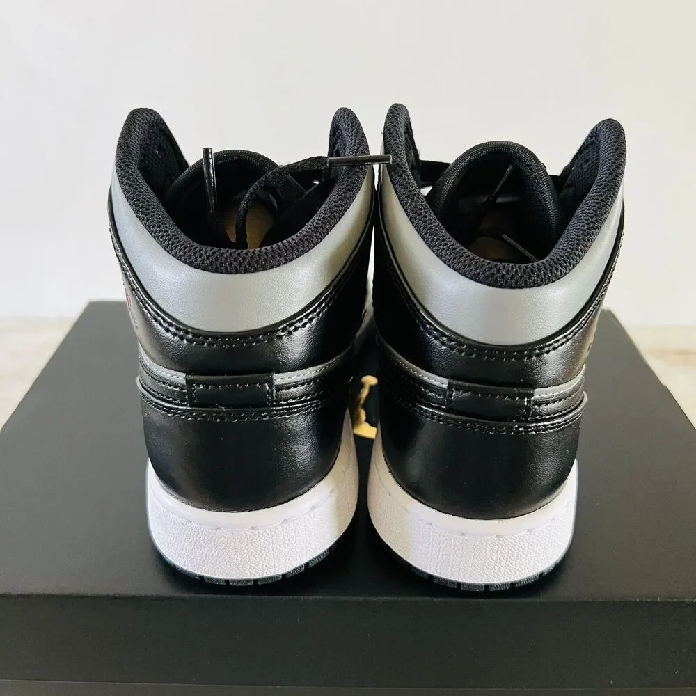 NIKE Air Jordan 1 Mid Black/Particle Grey/White/Gym Red - M 5.5 Y (7 W)